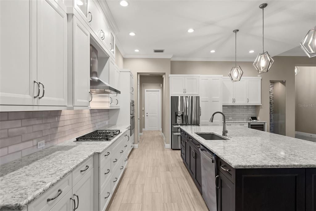 For Sale: $1,200,000 (4 beds, 4 baths, 3547 Square Feet)