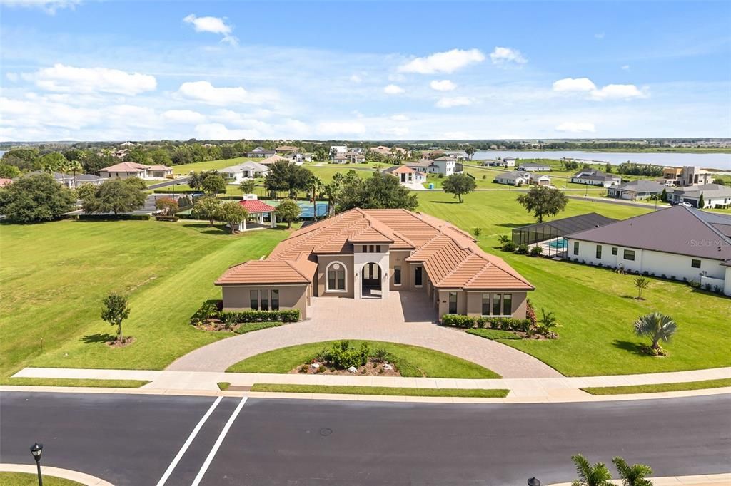 For Sale: $1,200,000 (4 beds, 4 baths, 3547 Square Feet)