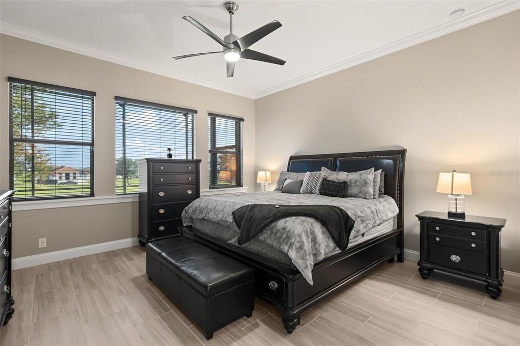 For Sale: $1,200,000 (4 beds, 4 baths, 3547 Square Feet)