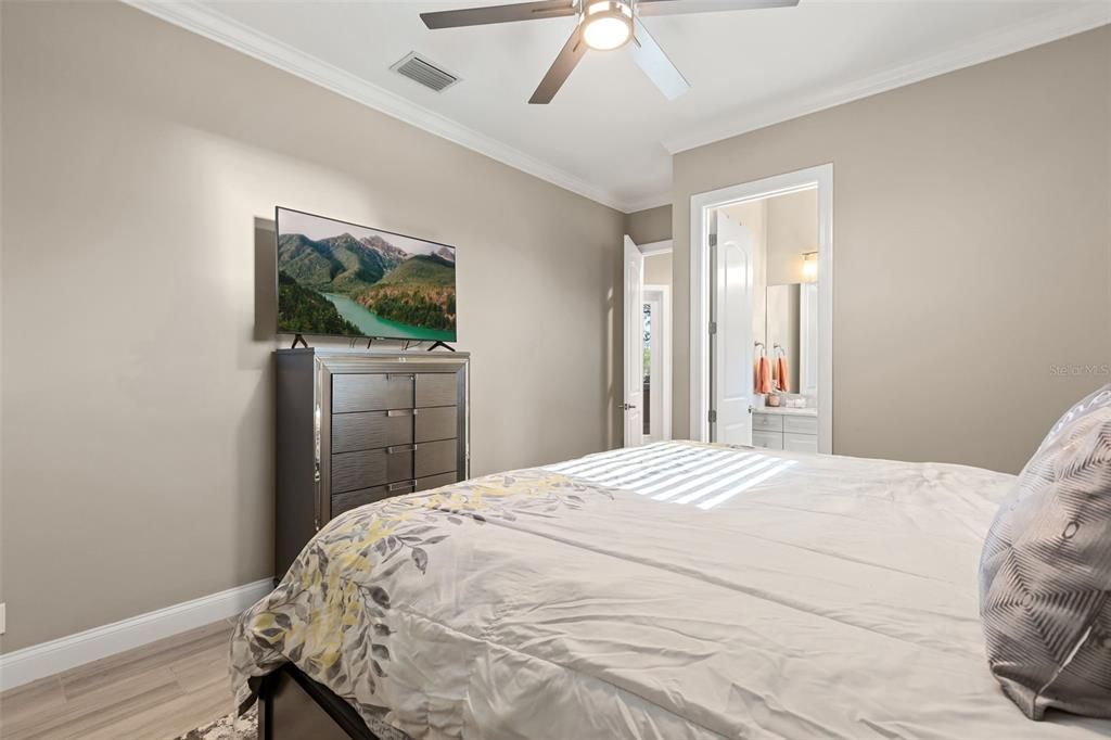 For Sale: $1,200,000 (4 beds, 4 baths, 3547 Square Feet)