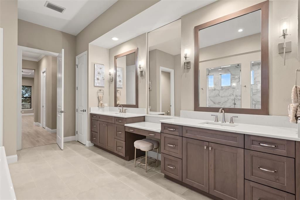 For Sale: $1,200,000 (4 beds, 4 baths, 3547 Square Feet)