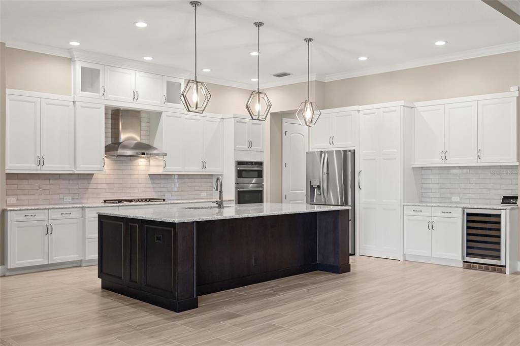 For Sale: $1,200,000 (4 beds, 4 baths, 3547 Square Feet)
