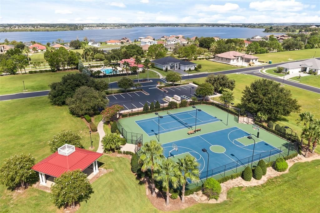 For Sale: $1,200,000 (4 beds, 4 baths, 3547 Square Feet)