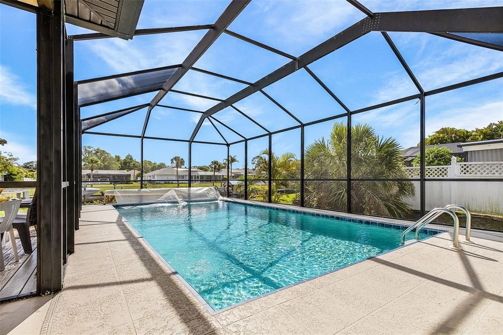 For Sale: $399,000 (3 beds, 2 baths, 1597 Square Feet)