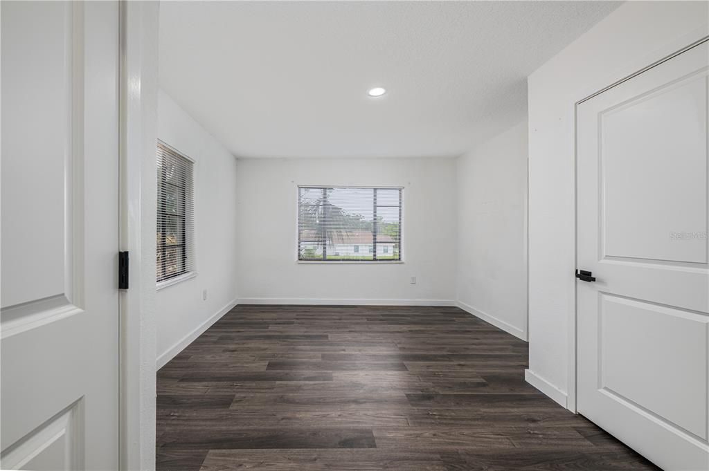 Active With Contract: $280,000 (4 beds, 0 baths, 1408 Square Feet)