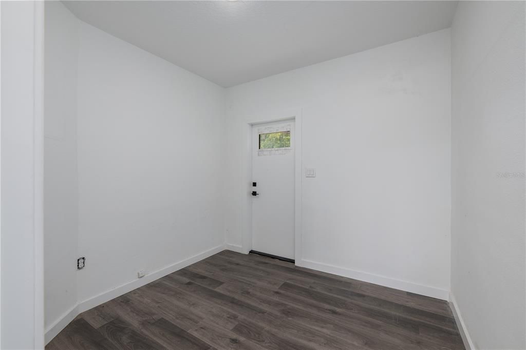 Active With Contract: $280,000 (4 beds, 0 baths, 1408 Square Feet)
