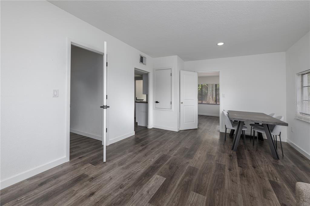 Active With Contract: $280,000 (4 beds, 0 baths, 1408 Square Feet)