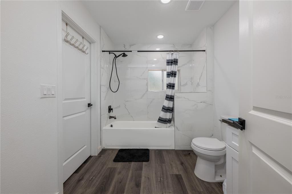 Active With Contract: $280,000 (4 beds, 0 baths, 1408 Square Feet)