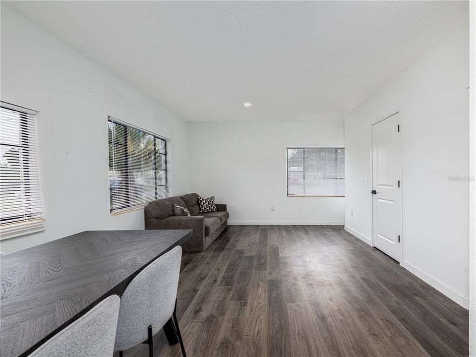 Active With Contract: $280,000 (4 beds, 0 baths, 1408 Square Feet)