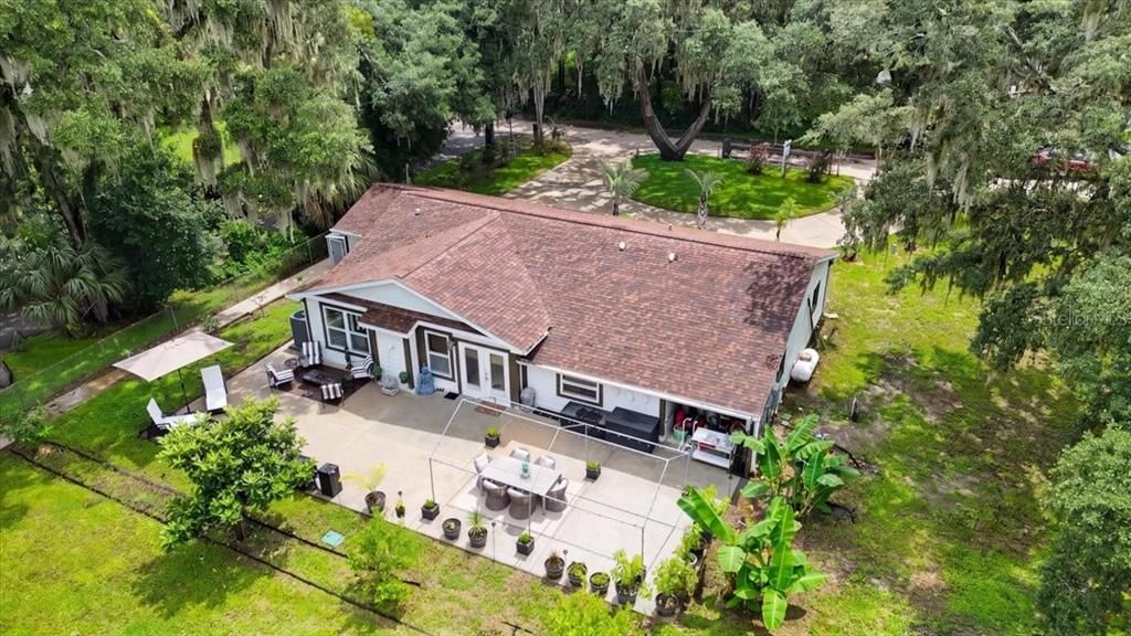 For Sale: $1,150,000 (3 beds, 2 baths, 2073 Square Feet)