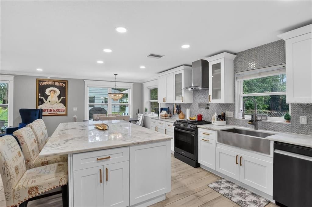 For Sale: $1,150,000 (3 beds, 2 baths, 2073 Square Feet)