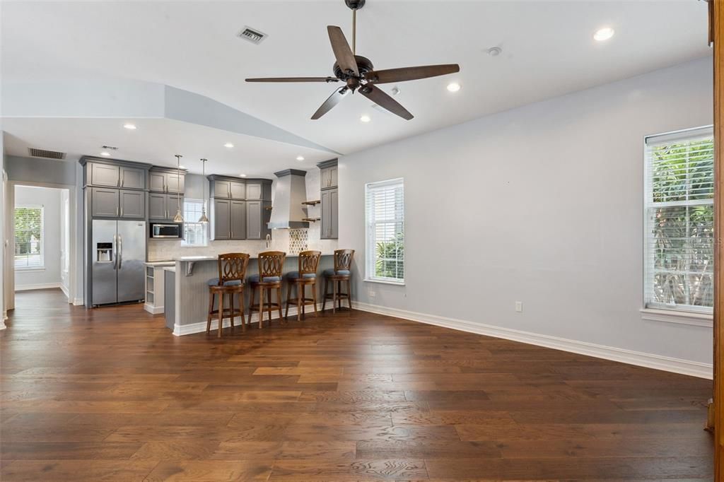 For Sale: $1,800,000 (5 beds, 4 baths, 4230 Square Feet)