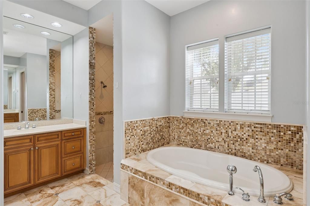 For Sale: $1,800,000 (5 beds, 4 baths, 4230 Square Feet)