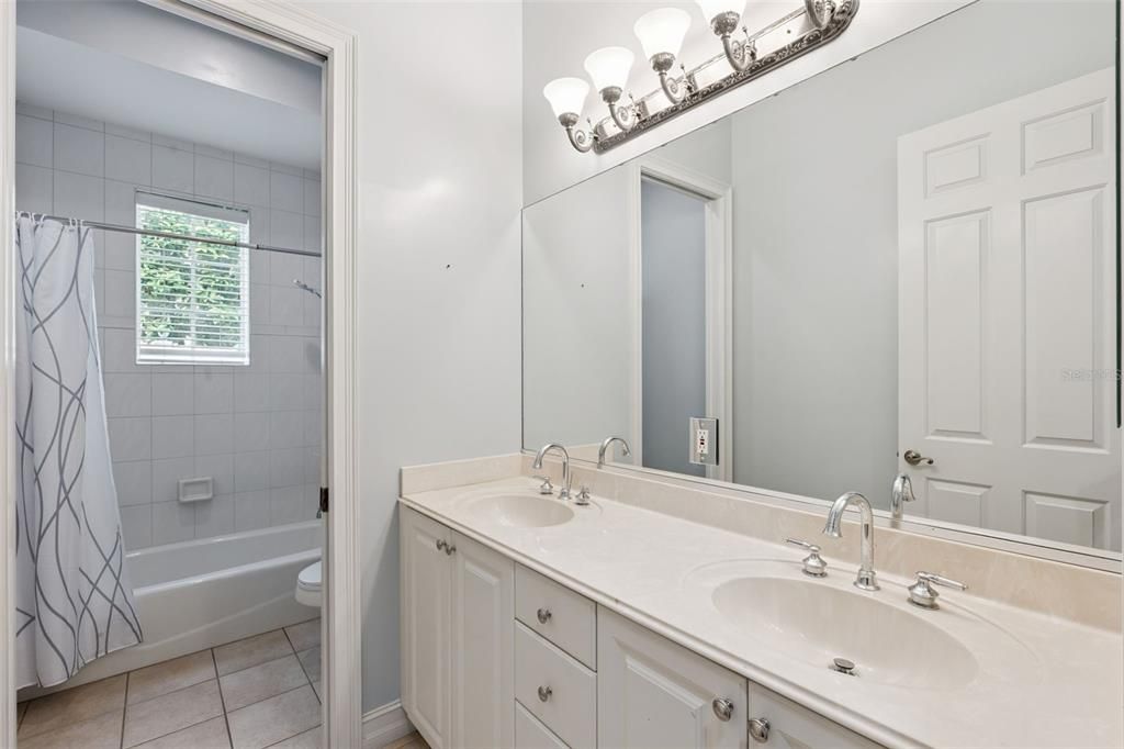 For Sale: $1,800,000 (5 beds, 4 baths, 4230 Square Feet)