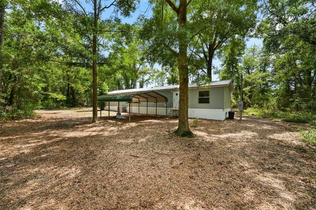 For Sale: $215,000 (2 beds, 2 baths, 1056 Square Feet)
