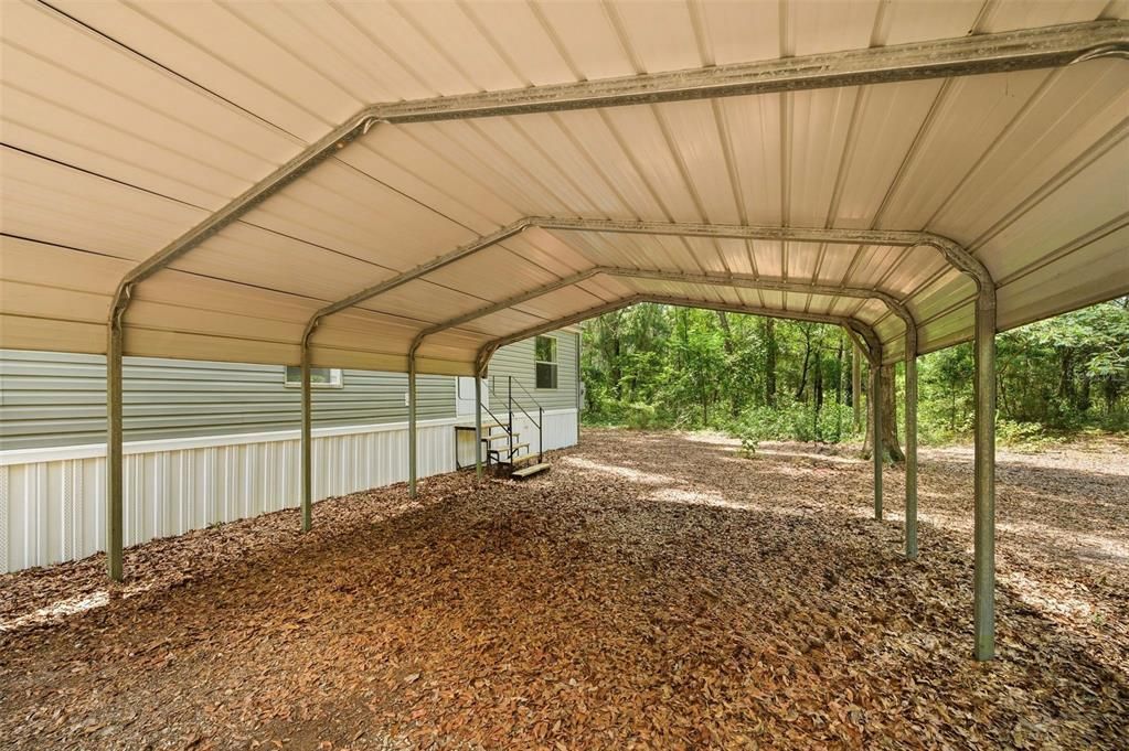 For Sale: $215,000 (2 beds, 2 baths, 1056 Square Feet)
