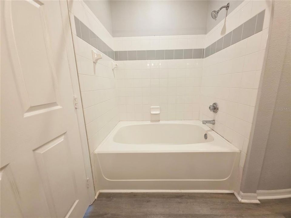 For Rent: $2,250 (3 beds, 2 baths, 1345 Square Feet)