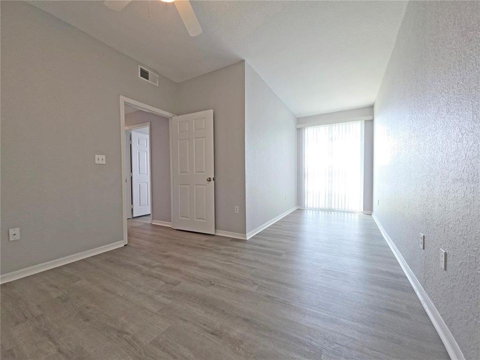 For Rent: $2,250 (3 beds, 2 baths, 1345 Square Feet)