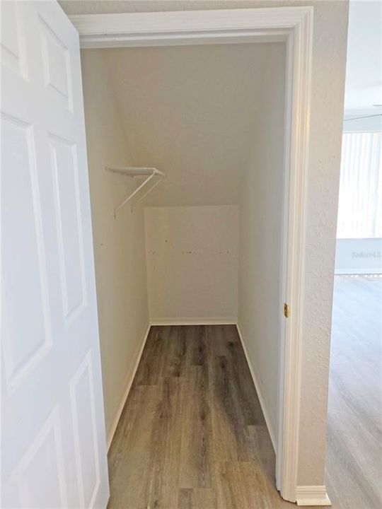 For Rent: $2,250 (3 beds, 2 baths, 1345 Square Feet)