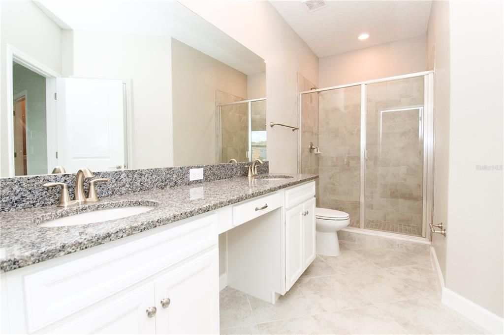 For Rent: $2,600 (3 beds, 2 baths, 1632 Square Feet)