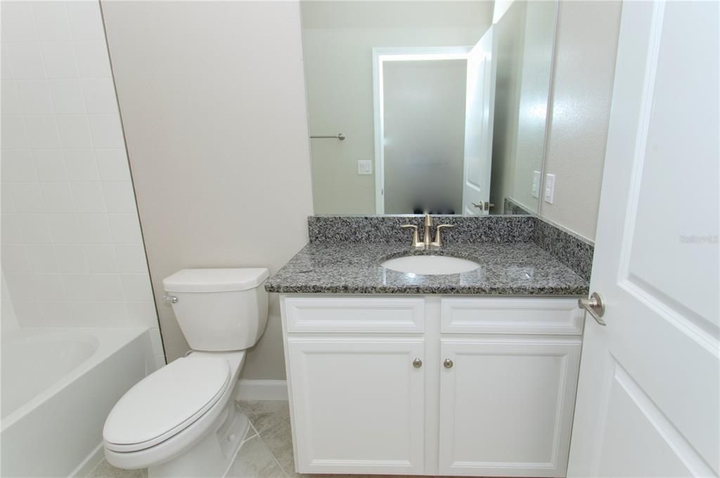 For Rent: $2,600 (3 beds, 2 baths, 1632 Square Feet)