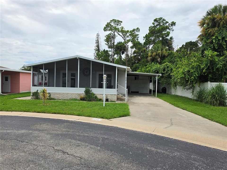 For Sale: $90,000 (2 beds, 2 baths, 1456 Square Feet)