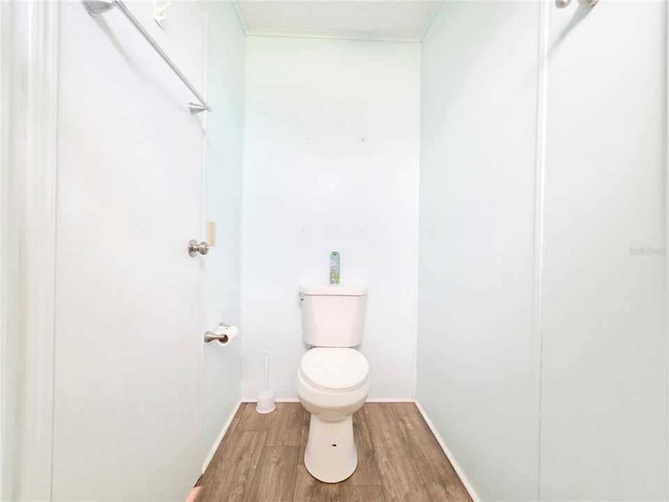 For Sale: $90,000 (2 beds, 2 baths, 1456 Square Feet)