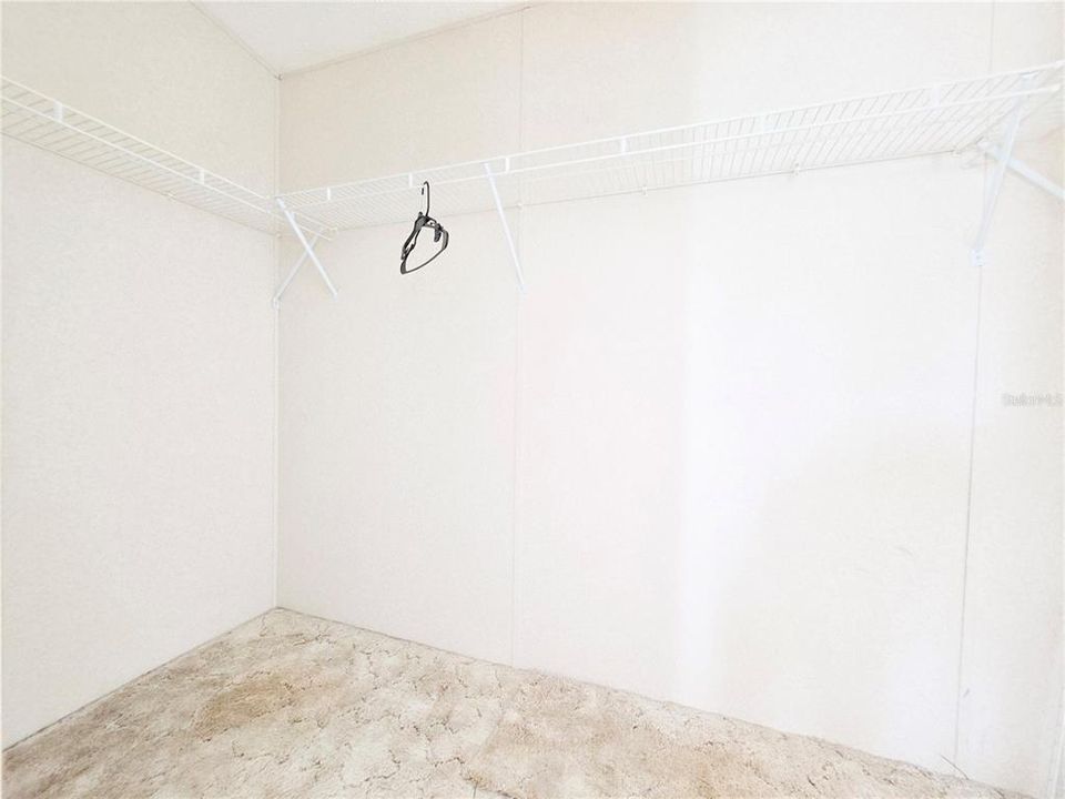 For Sale: $90,000 (2 beds, 2 baths, 1456 Square Feet)