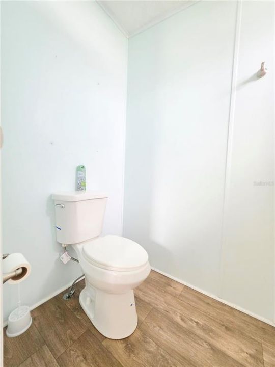 For Sale: $90,000 (2 beds, 2 baths, 1456 Square Feet)