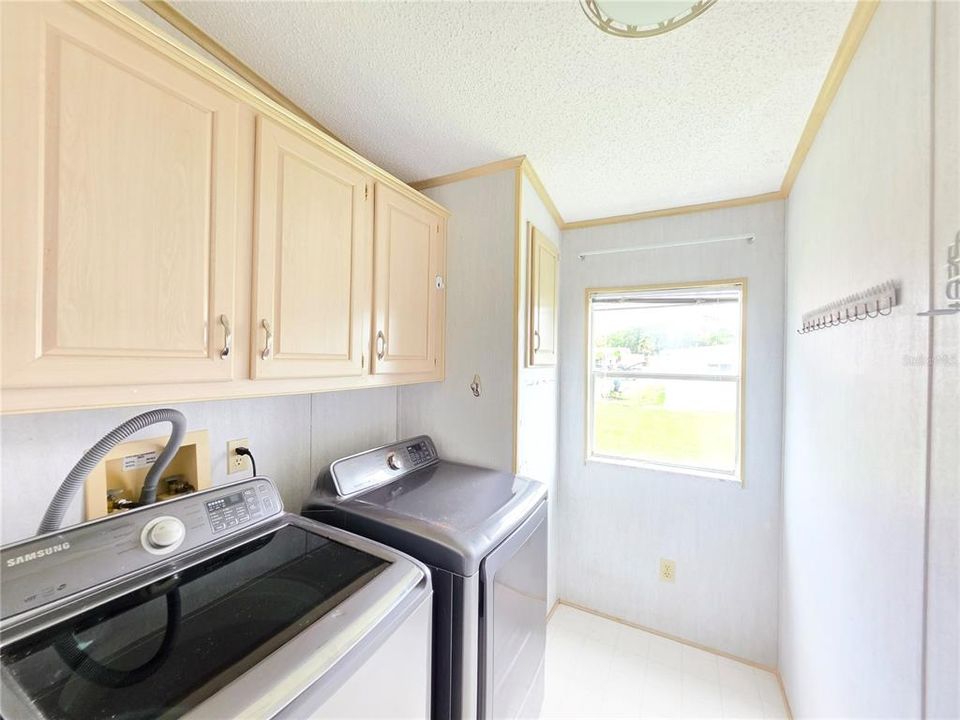 For Sale: $90,000 (2 beds, 2 baths, 1456 Square Feet)