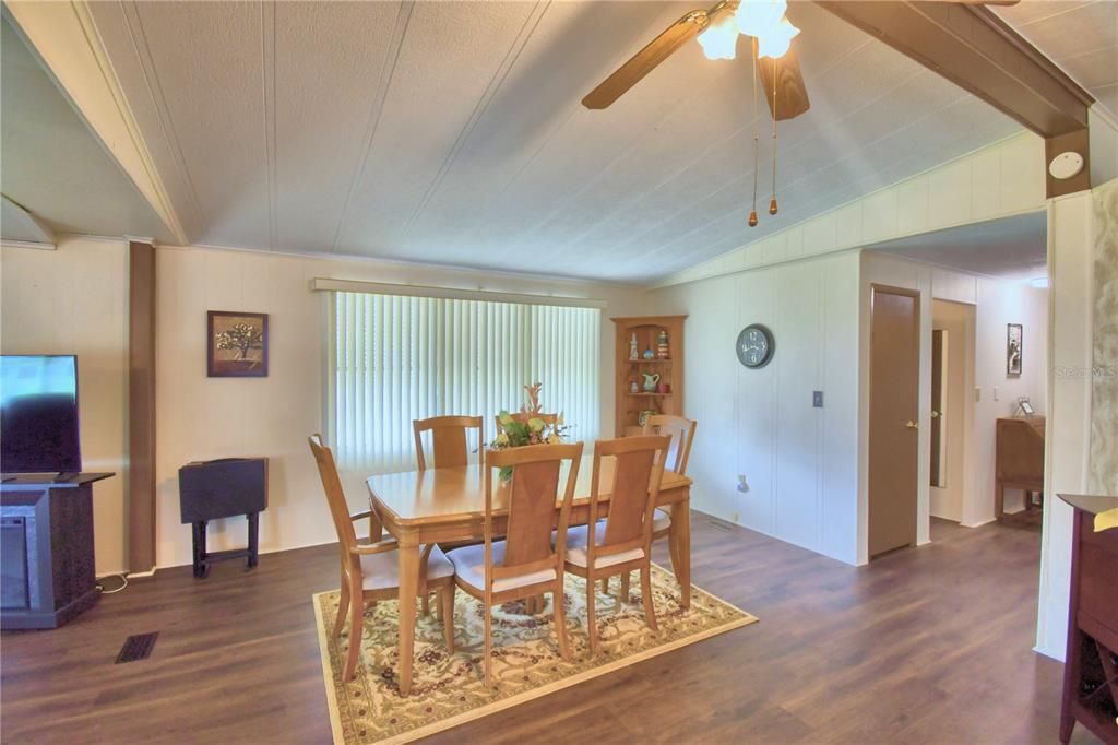 For Sale: $139,900 (2 beds, 2 baths, 1804 Square Feet)
