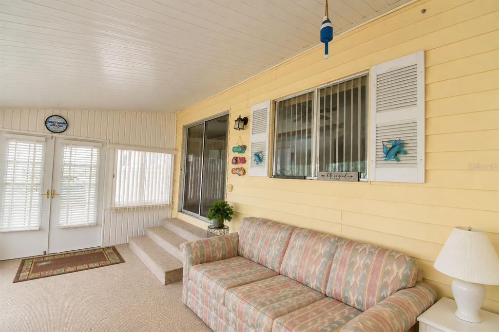For Sale: $139,900 (2 beds, 2 baths, 1804 Square Feet)
