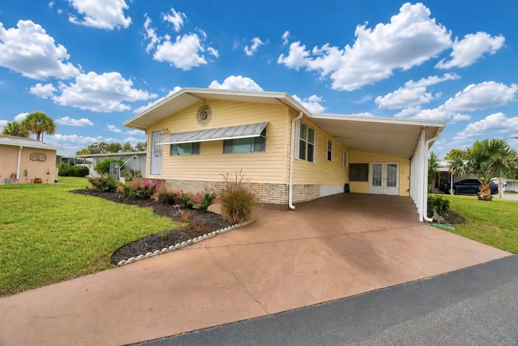 For Sale: $139,900 (2 beds, 2 baths, 1804 Square Feet)