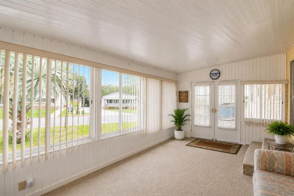 For Sale: $139,900 (2 beds, 2 baths, 1804 Square Feet)