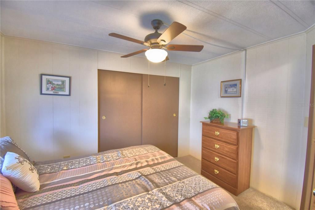For Sale: $139,900 (2 beds, 2 baths, 1804 Square Feet)