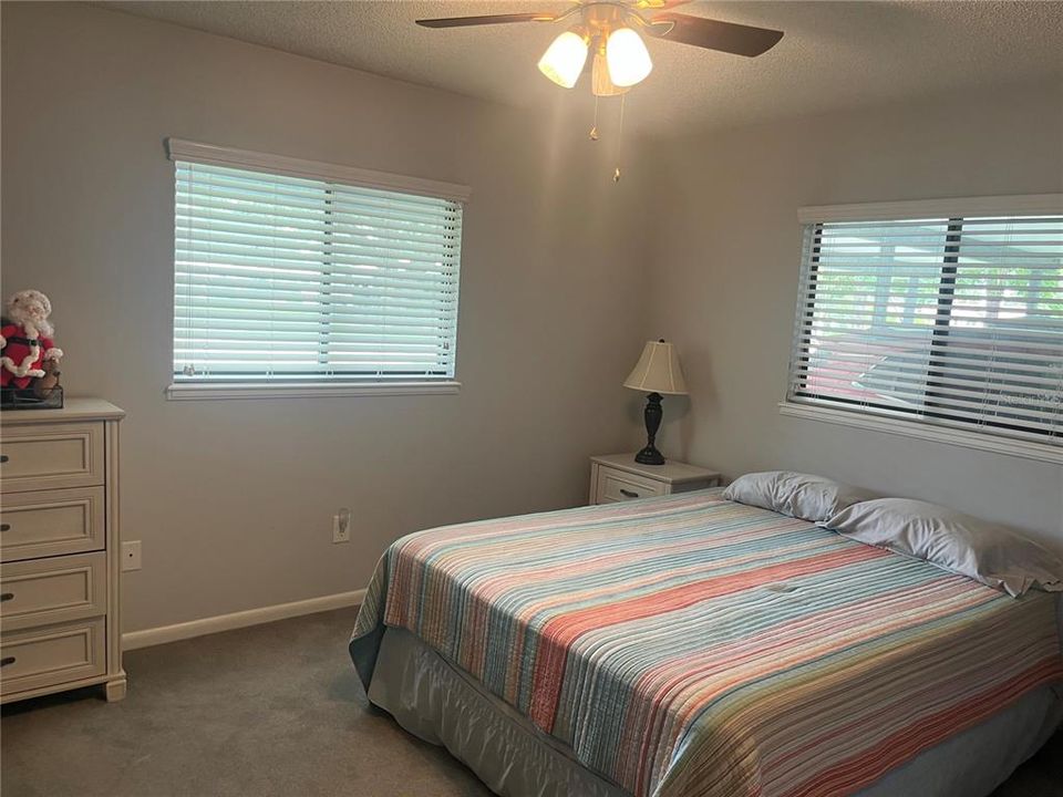 For Sale: $169,900 (2 beds, 2 baths, 1144 Square Feet)