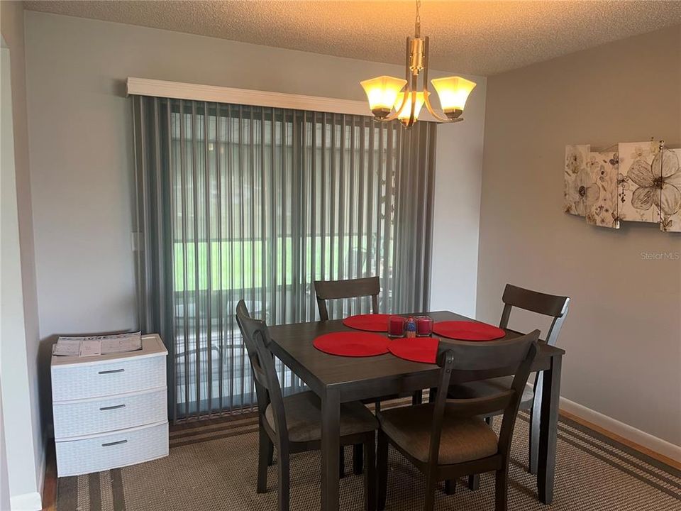 For Sale: $169,900 (2 beds, 2 baths, 1144 Square Feet)