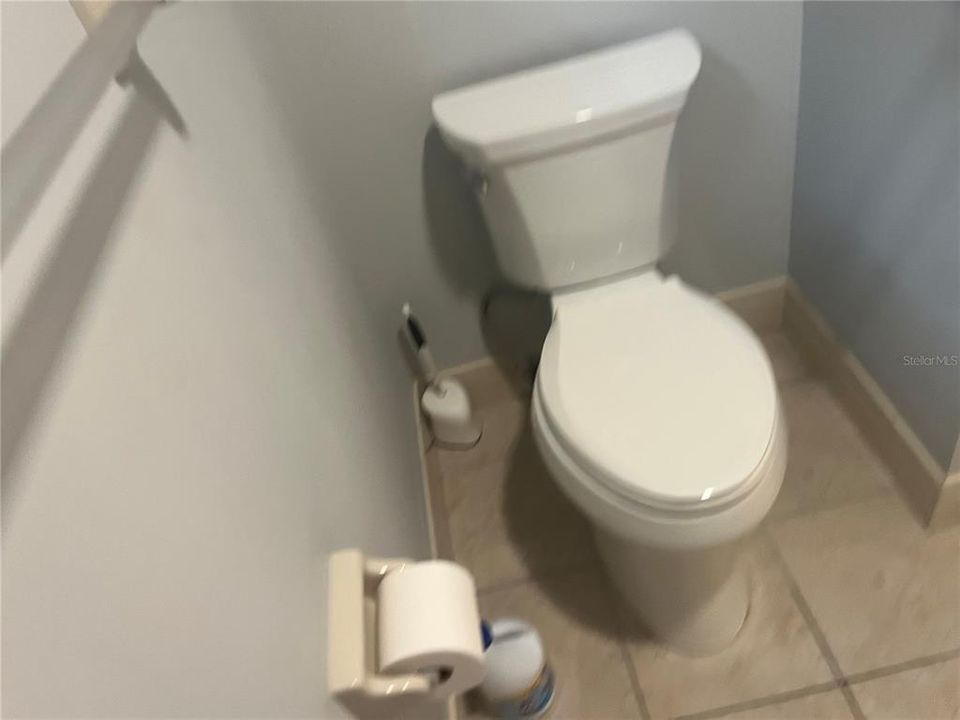 For Sale: $169,900 (2 beds, 2 baths, 1144 Square Feet)
