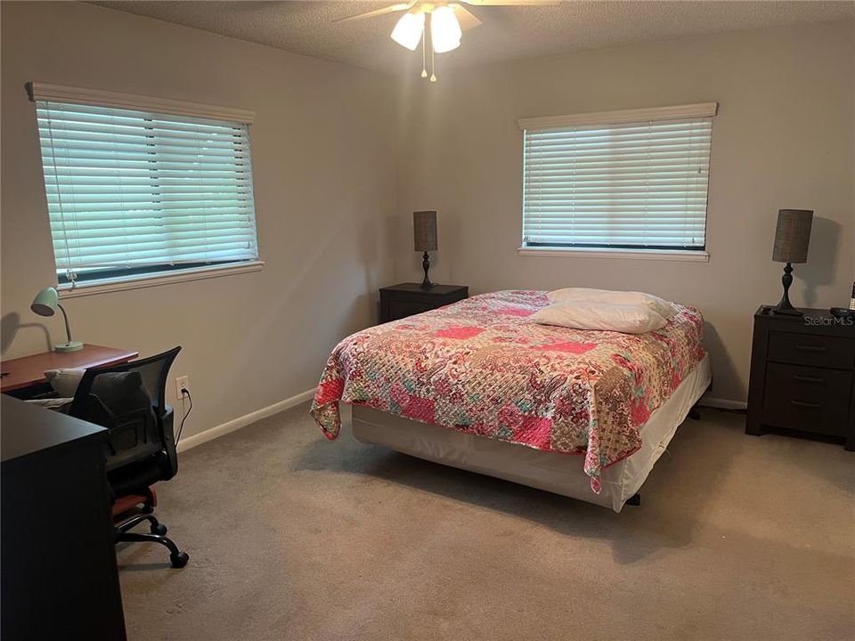 For Sale: $169,900 (2 beds, 2 baths, 1144 Square Feet)