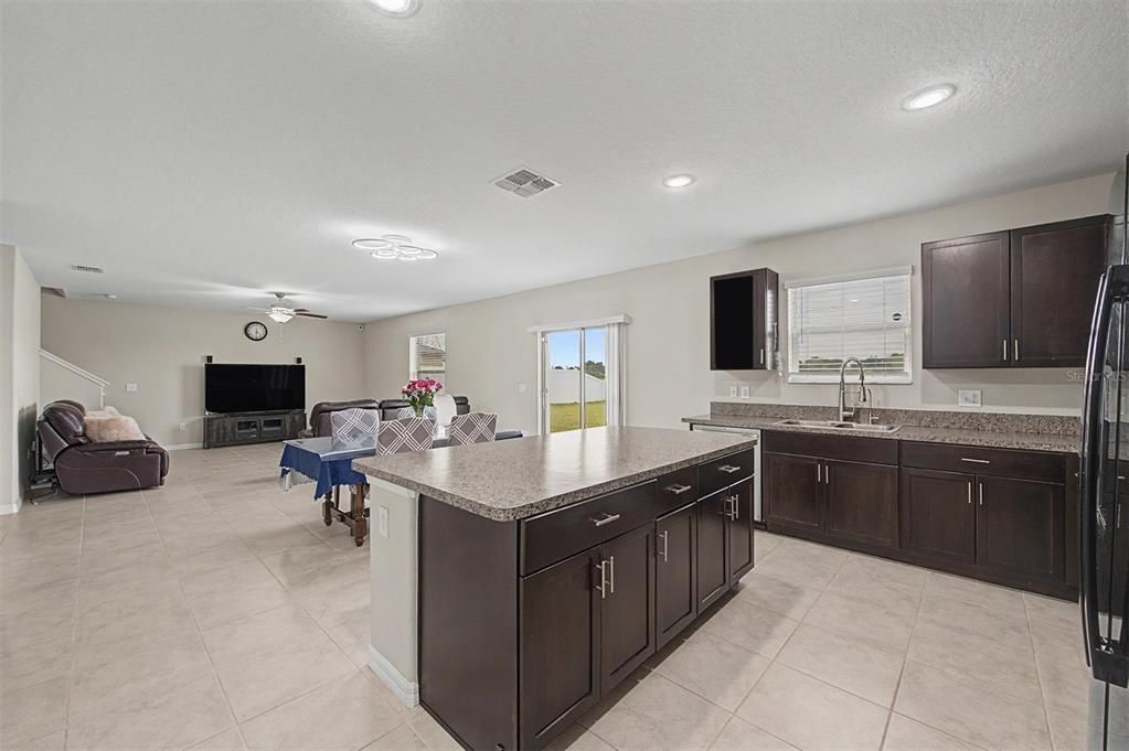 For Sale: $435,000 (4 beds, 2 baths, 2635 Square Feet)