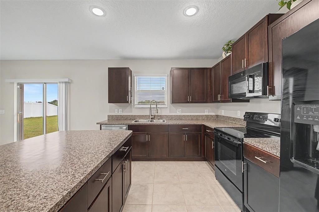 For Sale: $435,000 (4 beds, 2 baths, 2635 Square Feet)