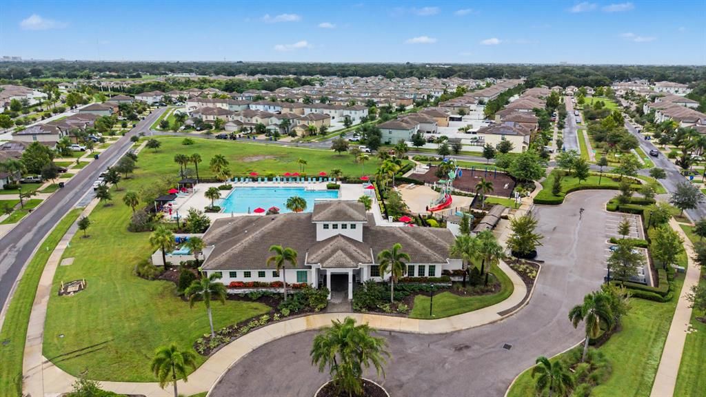 For Sale: $435,000 (4 beds, 2 baths, 2635 Square Feet)