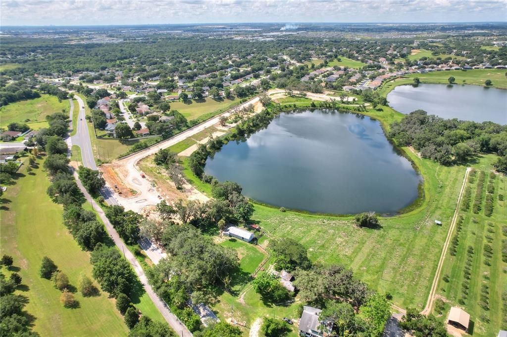 待售: $250,000 (0.24 acres)