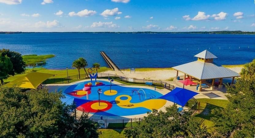 待售: $250,000 (0.24 acres)