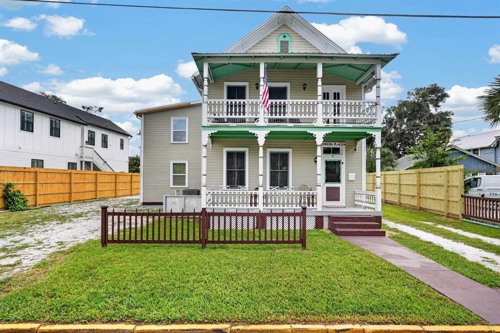 На продажу: $889,000 (7 спален, 5 ванн, 3209 Квадратных фут)