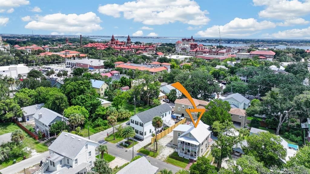 На продажу: $889,000 (7 спален, 5 ванн, 3209 Квадратных фут)