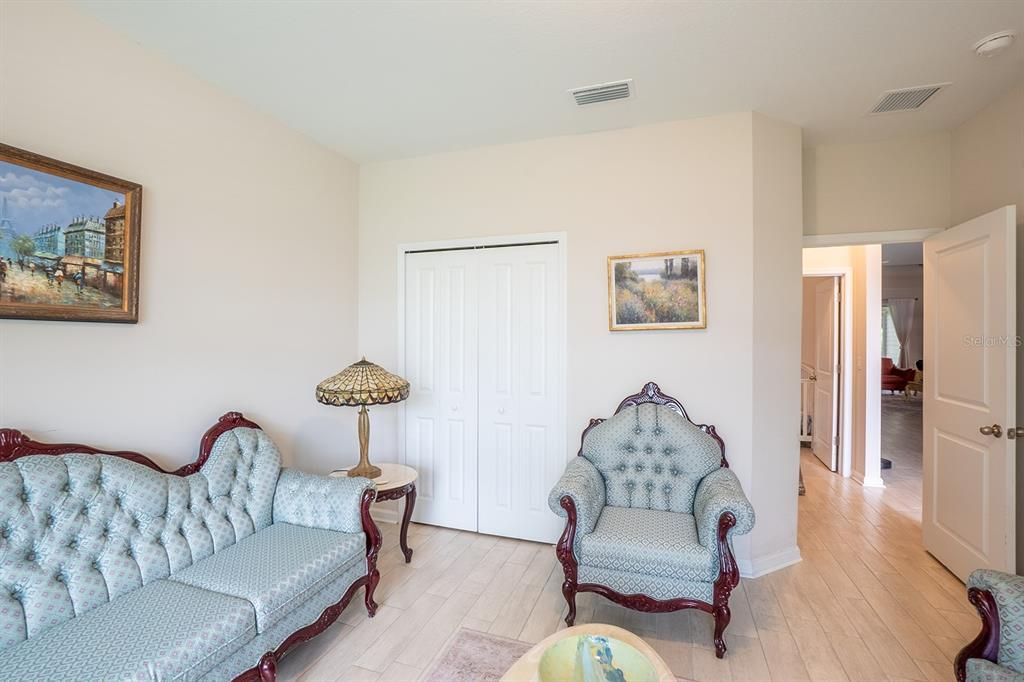 For Sale: $559,000 (4 beds, 3 baths, 2490 Square Feet)