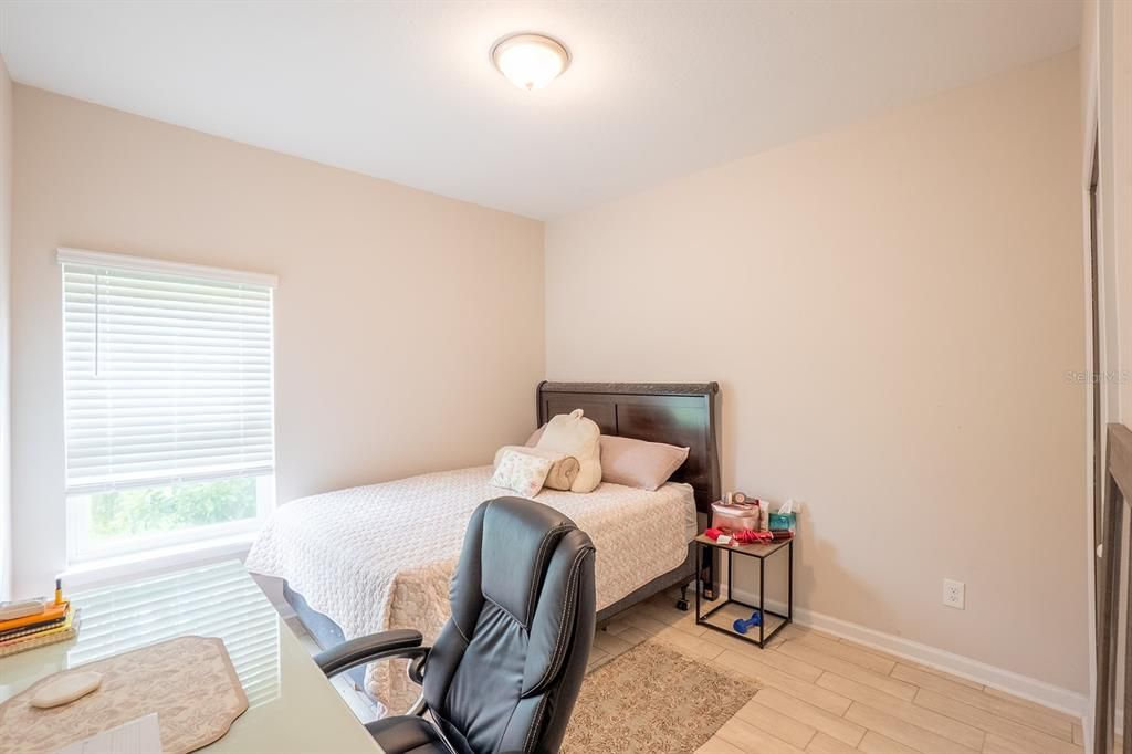 For Sale: $559,000 (4 beds, 3 baths, 2490 Square Feet)