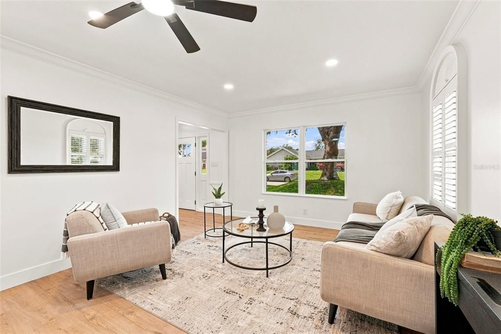 Active With Contract: $799,999 (4 beds, 3 baths, 2675 Square Feet)