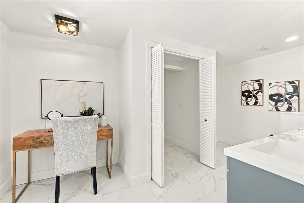 Active With Contract: $799,999 (4 beds, 3 baths, 2675 Square Feet)